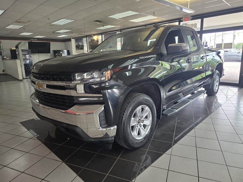 2019 Chevrolet Silverado 1500 LT EXTENDED CAB/V8   - Photo 1 - Hamilton, OH 45015
