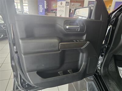 2019 Chevrolet Silverado 1500 LT EXTENDED CAB/V8   - Photo 7 - Hamilton, OH 45015