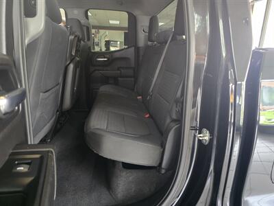 2019 Chevrolet Silverado 1500 LT EXTENDED CAB/V8   - Photo 11 - Hamilton, OH 45015
