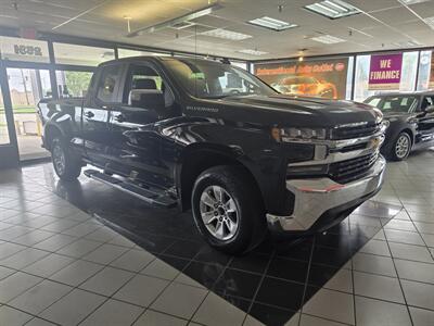 2019 Chevrolet Silverado 1500 LT EXTENDED CAB/V8   - Photo 3 - Hamilton, OH 45015