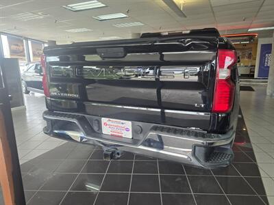 2019 Chevrolet Silverado 1500 LT EXTENDED CAB/V8   - Photo 5 - Hamilton, OH 45015