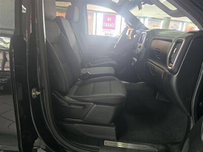 2019 Chevrolet Silverado 1500 LT EXTENDED CAB/V8   - Photo 14 - Hamilton, OH 45015