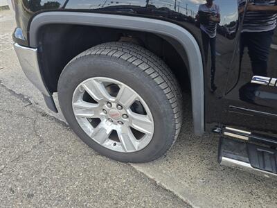 2017 GMC Sierra 1500 SLE 4DR EXTENDED CAB 4X4 - Photo 37 - Hamilton, OH 45015