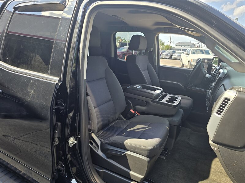 2017 GMC Sierra 1500 SLE 4DR EXTENDED CAB 4X4 - Photo 15 - Hamilton, OH 45015