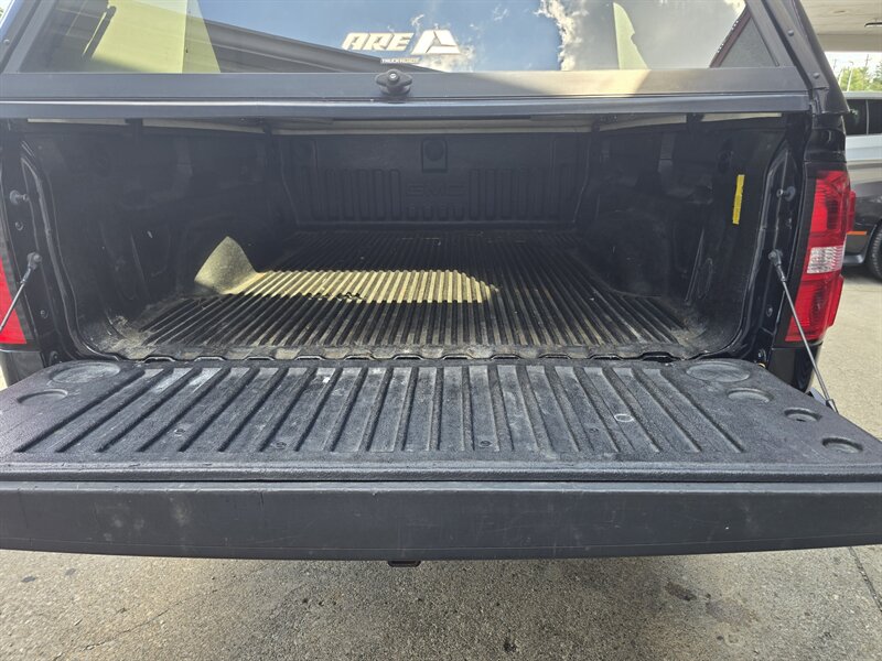 2017 GMC Sierra 1500 SLE 4DR EXTENDED CAB 4X4 - Photo 33 - Hamilton, OH 45015