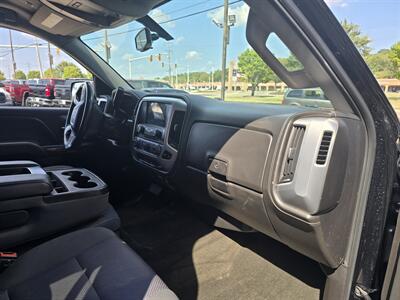 2017 GMC Sierra 1500 SLE 4DR EXTENDED CAB 4X4 - Photo 14 - Hamilton, OH 45015