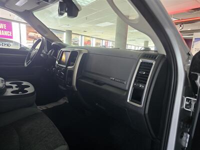 2016 RAM 1500 Big Horn/QUAD CAB/4X4   - Photo 14 - Hamilton, OH 45015