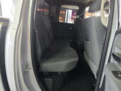 2016 RAM 1500 Big Horn/QUAD CAB/4X4   - Photo 17 - Hamilton, OH 45015