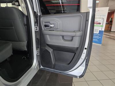 2016 RAM 1500 Big Horn/QUAD CAB/4X4   - Photo 16 - Hamilton, OH 45015
