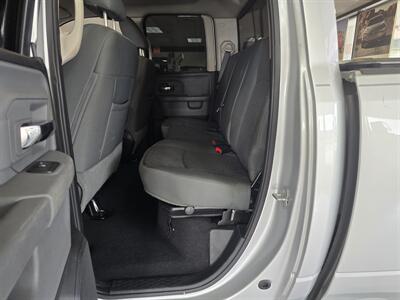2016 RAM 1500 Big Horn/QUAD CAB/4X4   - Photo 12 - Hamilton, OH 45015
