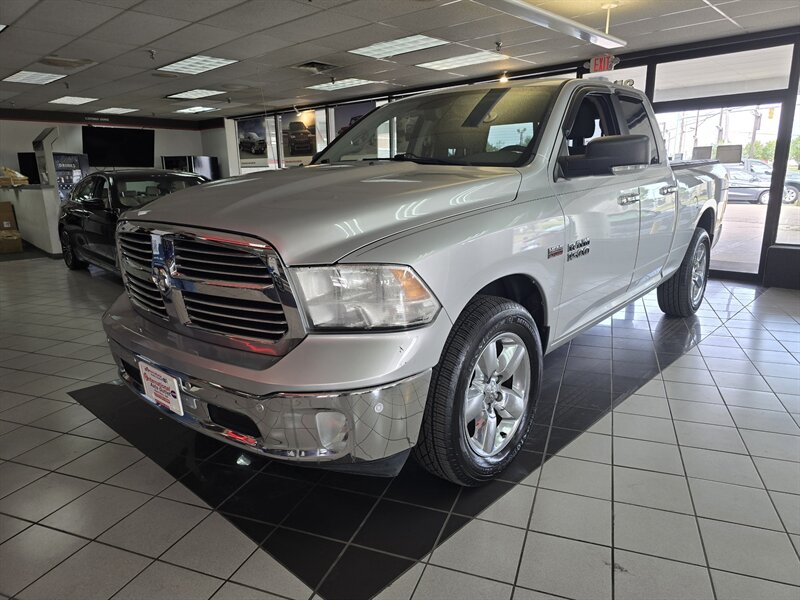 2016 RAM 1500 Big Horn/QUAD CAB/4X4   - Photo 1 - Hamilton, OH 45015