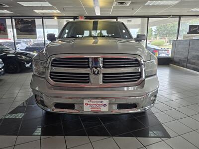 2016 RAM 1500 Big Horn/QUAD CAB/4X4   - Photo 2 - Hamilton, OH 45015