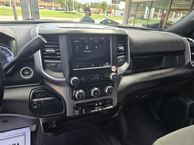 2024 RAM 3500 Big Horn/CREW CAB/4X4/DIESEL   - Photo 36 - Hamilton, OH 45015