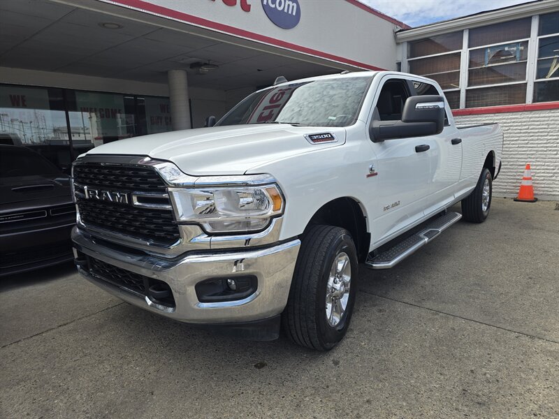 2024 RAM 3500 Big Horn/CREW CAB/4X4/DIESEL   - Photo 1 - Hamilton, OH 45015