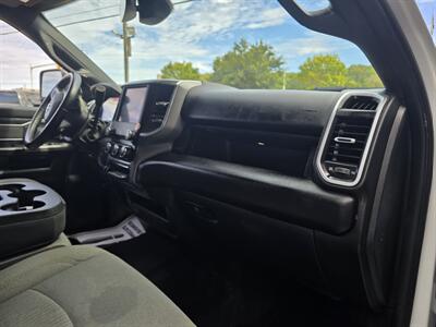 2024 RAM 3500 Big Horn/CREW CAB/4X4/DIESEL   - Photo 15 - Hamilton, OH 45015
