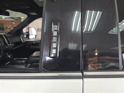 2017 Ford F-150 Platinum 4DR SUPER CREW 4X4   - Photo 27 - Hamilton, OH 45015