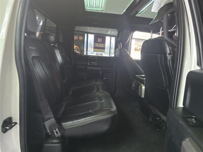 2017 Ford F-150 Platinum 4DR SUPER CREW 4X4   - Photo 15 - Hamilton, OH 45015