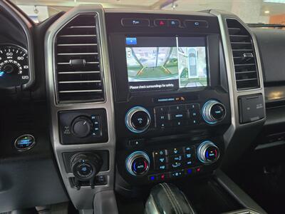2017 Ford F-150 Platinum 4DR SUPER CREW 4X4   - Photo 19 - Hamilton, OH 45015