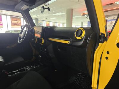 2015 Jeep Wrangler Sport 4DR SUV 4X4 - Photo 8 - Hamilton, OH 45015