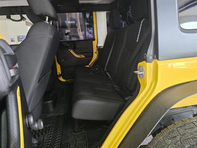 2015 Jeep Wrangler Sport 4DR SUV 4X4 - Photo 6 - Hamilton, OH 45015