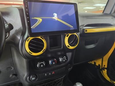 2015 Jeep Wrangler Sport 4DR SUV 4X4 - Photo 13 - Hamilton, OH 45015