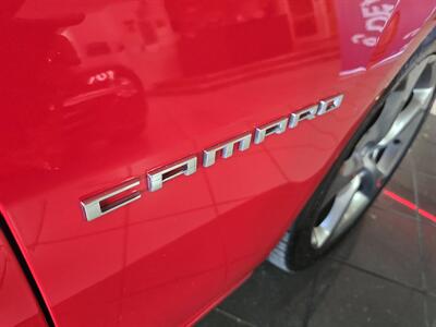 2014 Chevrolet Camaro LT 2DR CONVERTABLE w/1LT/RS   - Photo 35 - Hamilton, OH 45015