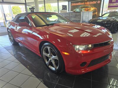 2014 Chevrolet Camaro LT 2DR CONVERTIBLE   - Photo 29 - Hamilton, OH 45015