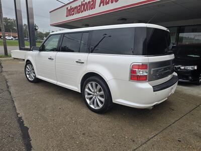 2018 Ford Flex Limited 4DR CROSSOVER AWD - Photo 6 - Hamilton, OH 45015