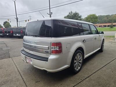 2018 Ford Flex Limited 4DR CROSSOVER AWD - Photo 4 - Hamilton, OH 45015