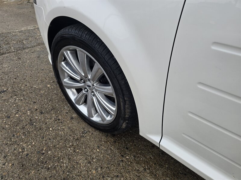 2018 Ford Flex Limited 4DR CROSSOVER AWD - Photo 50 - Hamilton, OH 45015