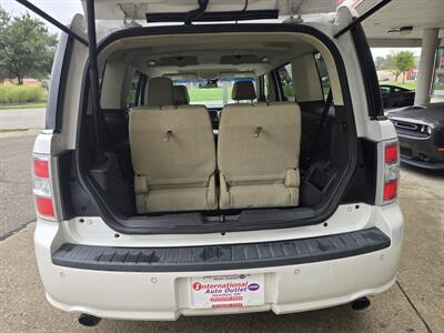 2018 Ford Flex Limited 4DR CROSSOVER AWD - Photo 44 - Hamilton, OH 45015