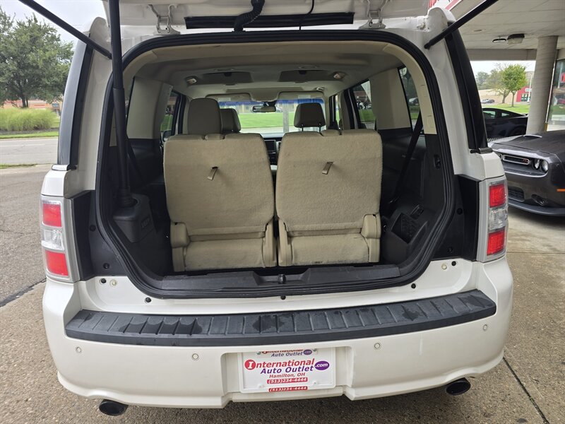 2018 Ford Flex Limited 4DR CROSSOVER AWD - Photo 44 - Hamilton, OH 45015