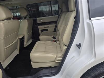 2018 Ford Flex Limited 4DR CROSSOVER AWD - Photo 11 - Hamilton, OH 45015