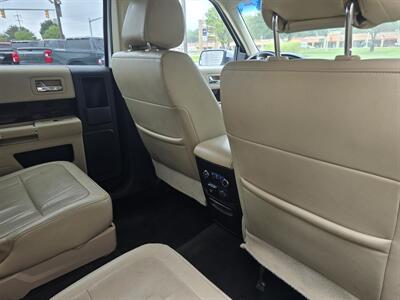 2018 Ford Flex Limited 4DR CROSSOVER AWD - Photo 20 - Hamilton, OH 45015