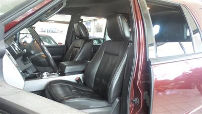 2012 Ford Expedition EL Limited 4DR SUV AWD   - Photo 12 - Hamilton, OH 45015