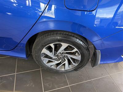 2017 Honda Civic EX 4DR SEDAN   - Photo 27 - Hamilton, OH 45015