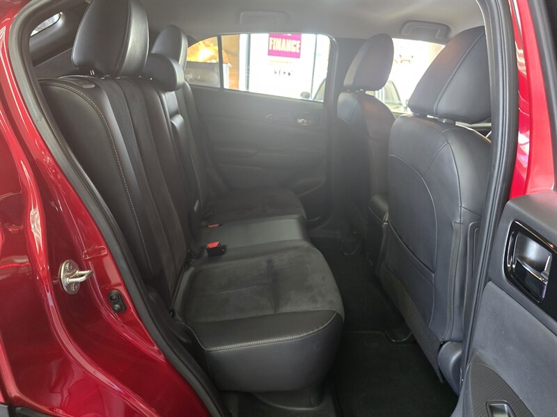 2024 Mitsubishi Eclipse Cross SE - Photo 15 - Hamilton, OH 45015