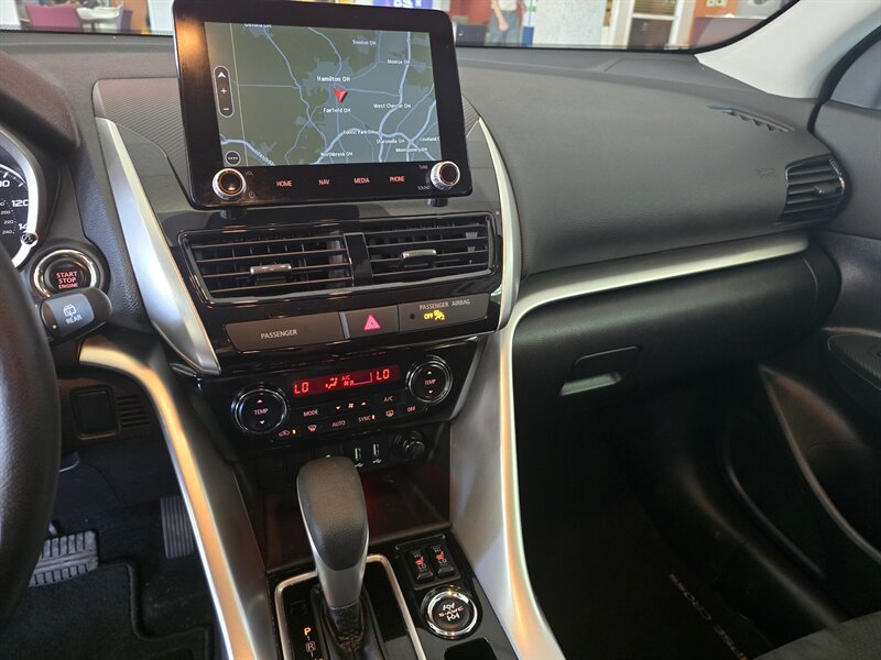 2024 Mitsubishi Eclipse Cross SE - Photo 22 - Hamilton, OH 45015