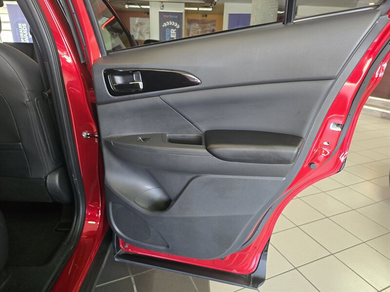 2024 Mitsubishi Eclipse Cross SE - Photo 16 - Hamilton, OH 45015