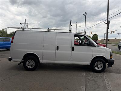 2021 Chevrolet Express 3500 3DR CARGO VAN   - Photo 5 - Hamilton, OH 45015