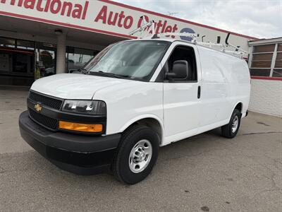 2021 Chevrolet Express 3500 3DR CARGO VAN   - Photo 2 - Hamilton, OH 45015