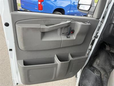 2021 Chevrolet Express 3500 3DR CARGO VAN   - Photo 18 - Hamilton, OH 45015