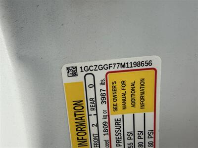 2021 Chevrolet Express 3500 3DR CARGO VAN   - Photo 32 - Hamilton, OH 45015