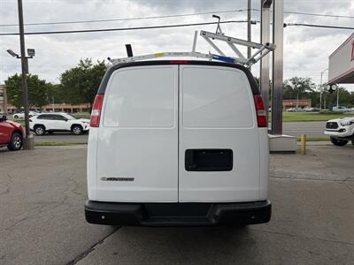 2021 Chevrolet Express 3500 3DR CARGO VAN   - Photo 7 - Hamilton, OH 45015