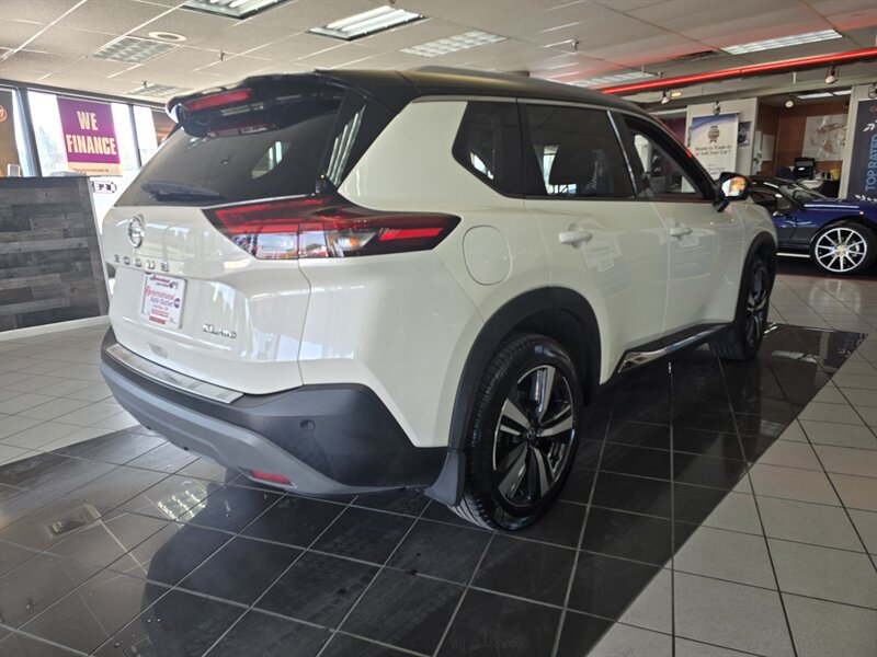 2021 Nissan Rogue SL - Photo 4 - Hamilton, OH 45015