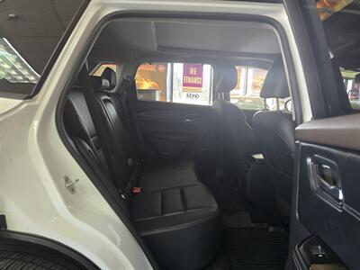2021 Nissan Rogue SL - Photo 19 - Hamilton, OH 45015
