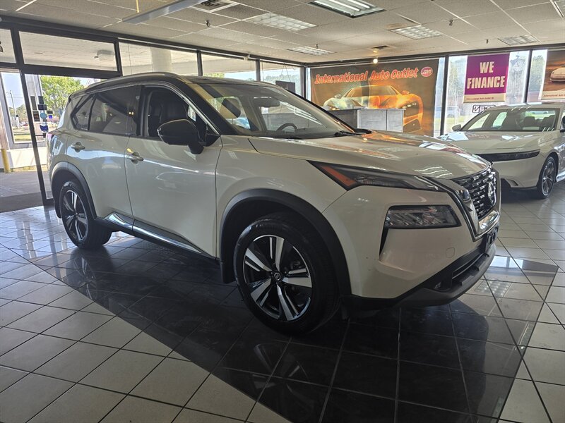 2021 Nissan Rogue SL - Photo 3 - Hamilton, OH 45015