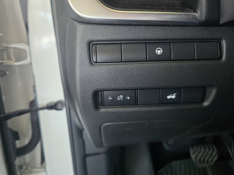 2021 Nissan Rogue SL - Photo 22 - Hamilton, OH 45015