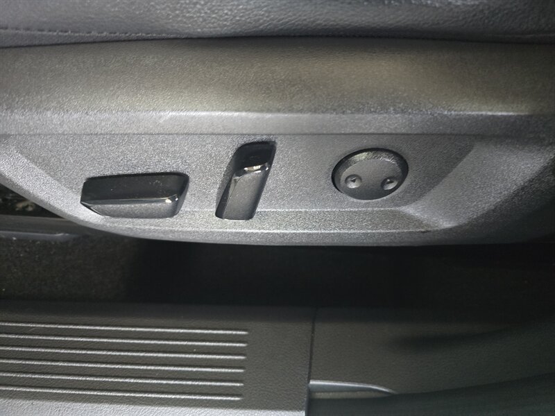 2021 Nissan Rogue SL - Photo 21 - Hamilton, OH 45015