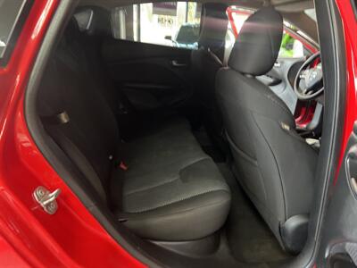 2016 Dodge Dart SE   - Photo 18 - Hamilton, OH 45015